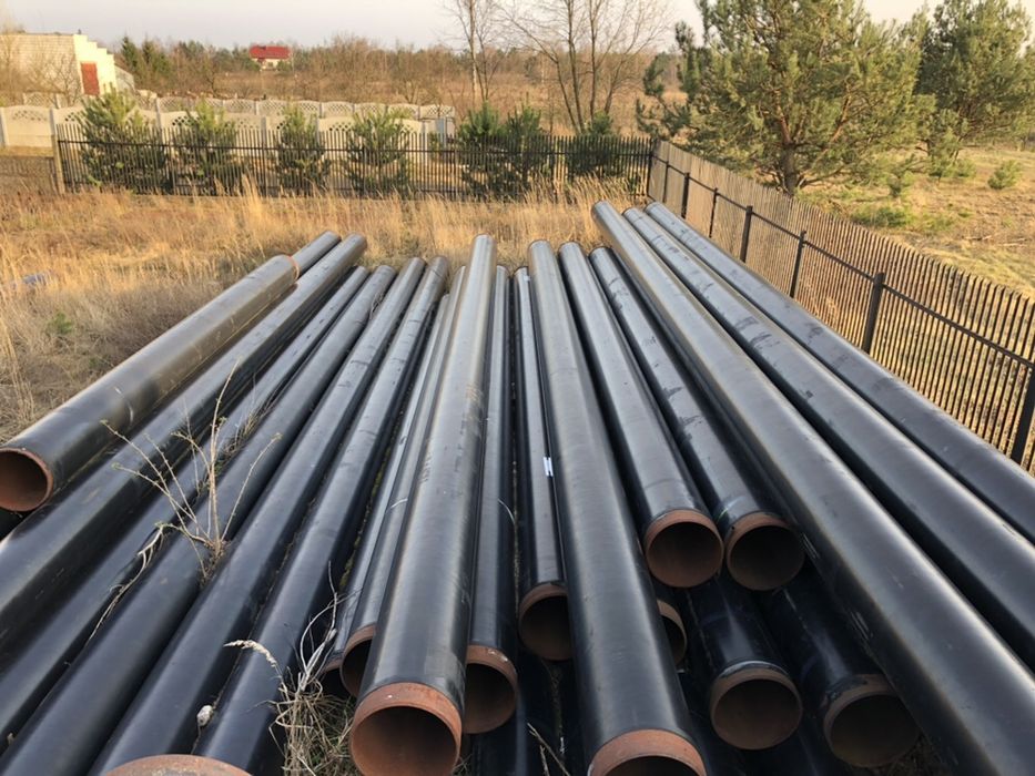 Rury stalowe 406,4 x 14,2 mm składowane na placu